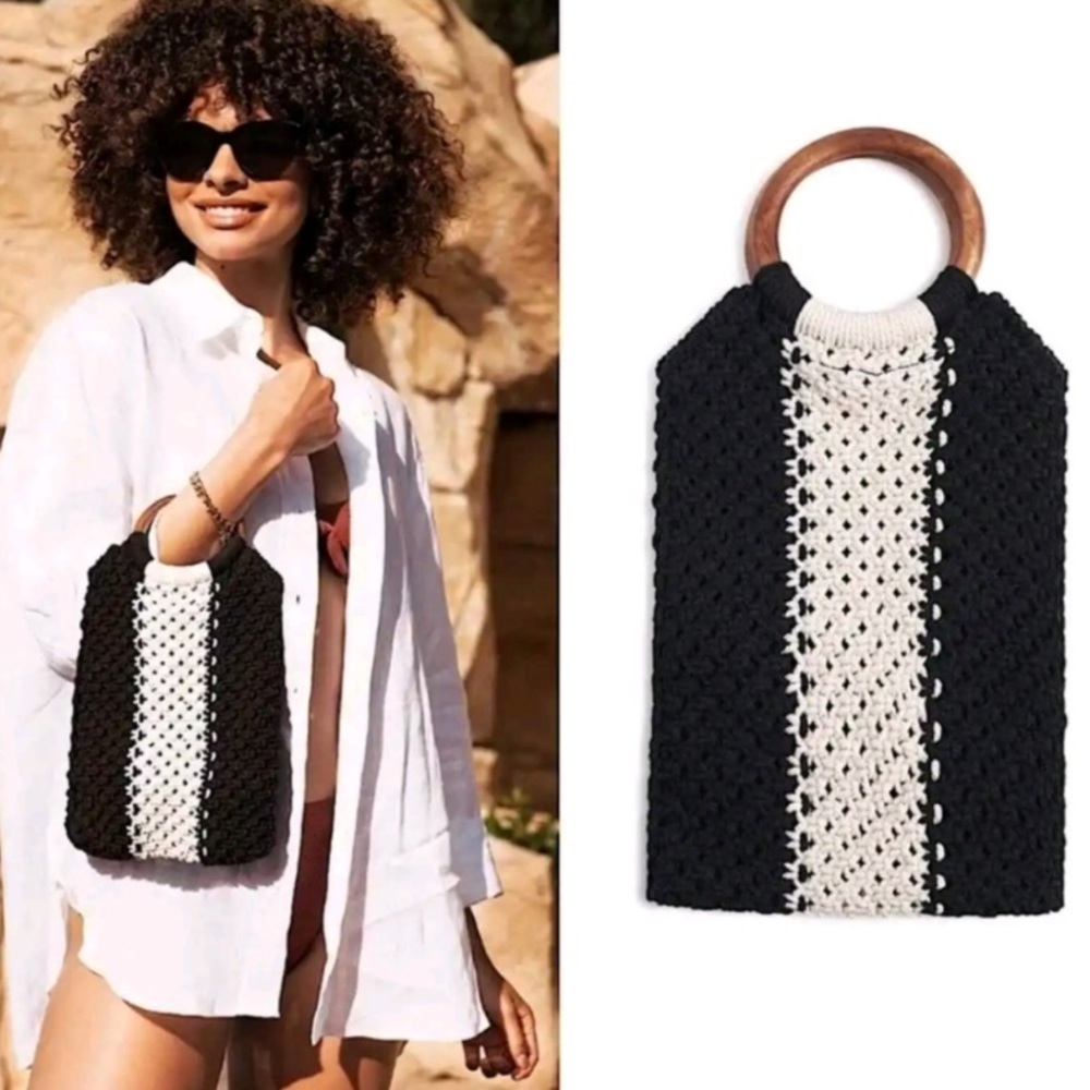 New Curateur Laude The Label GABBY Black and White Small Macrame Bag